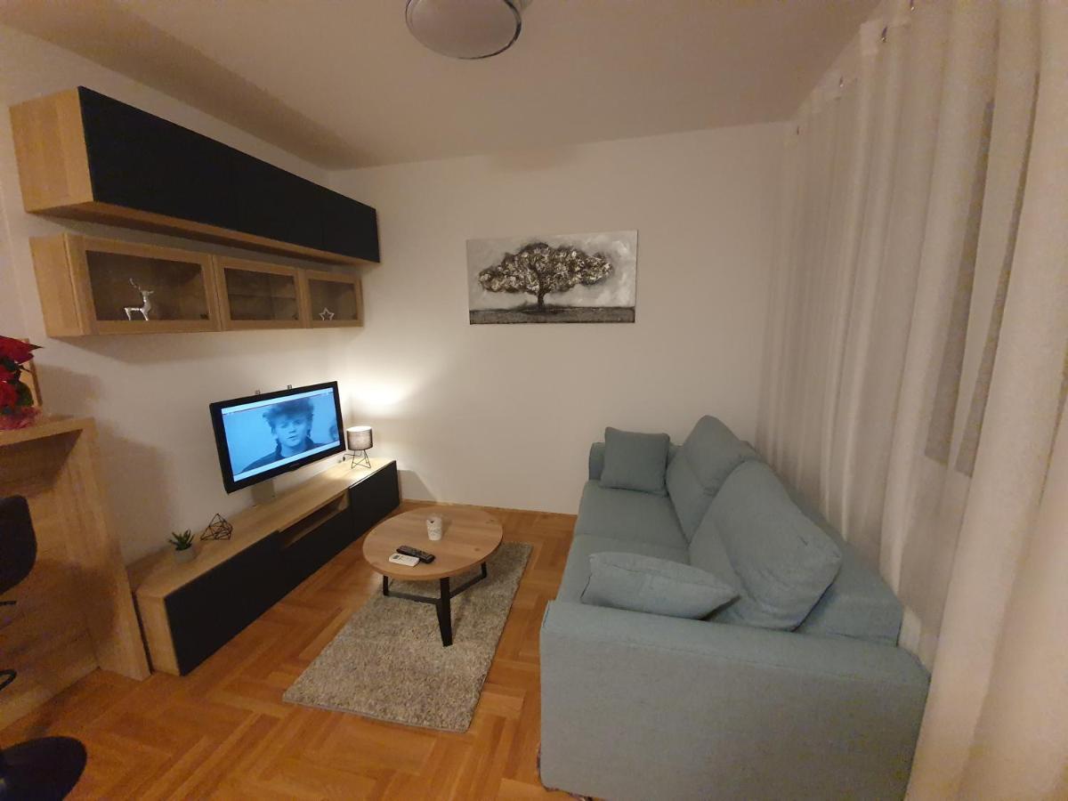 Apartman Luka Загреб Екстер'єр фото